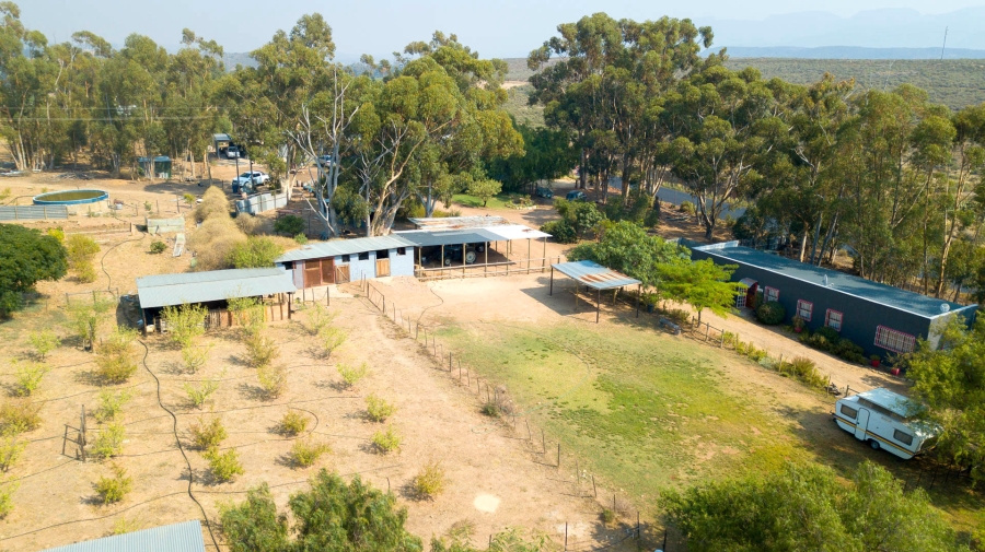 10 Bedroom Property for Sale in Montagu Rural Western Cape